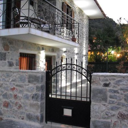 Villa Iris Мистра Экстерьер фото