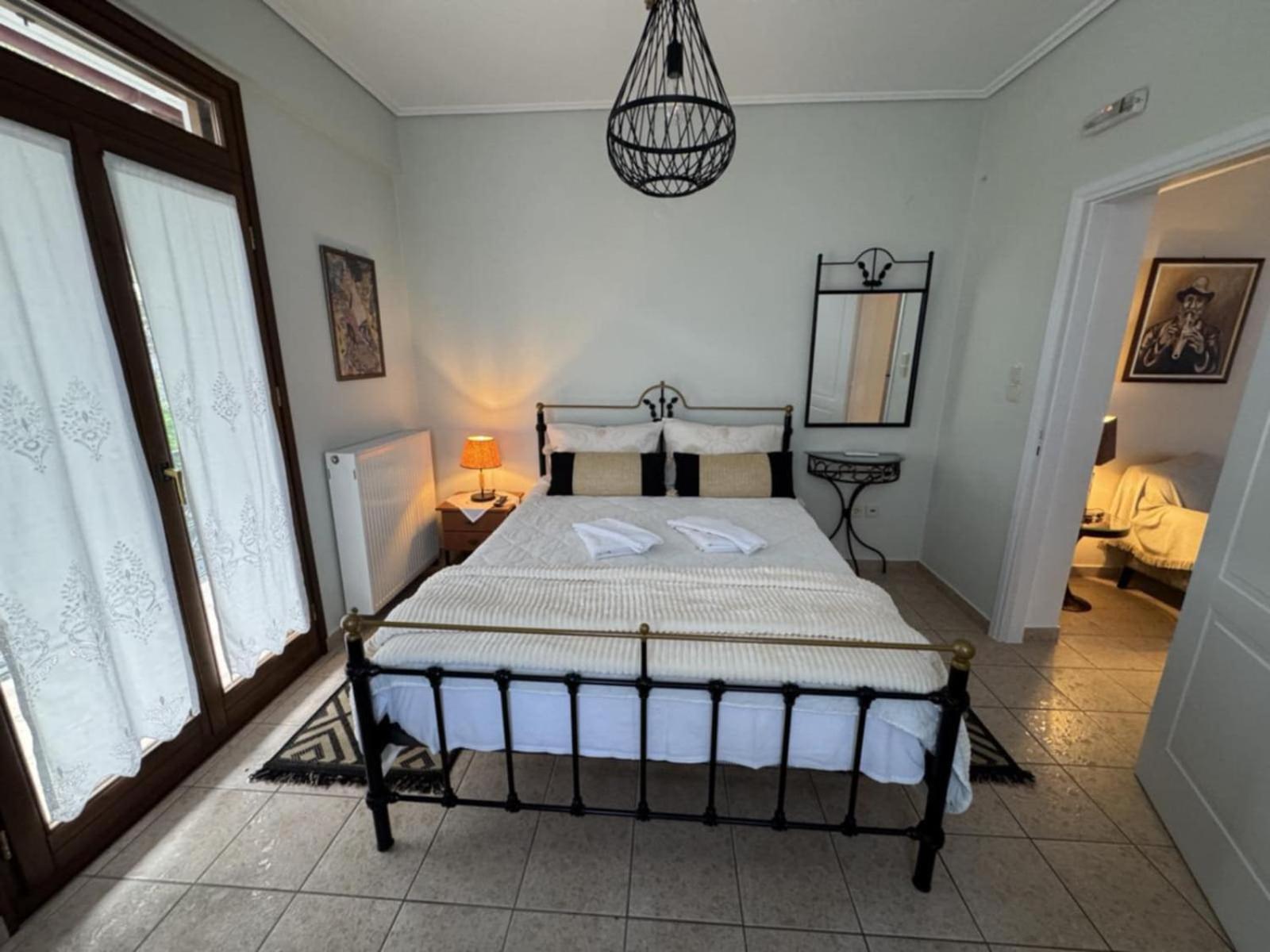 Villa Iris Мистра Экстерьер фото